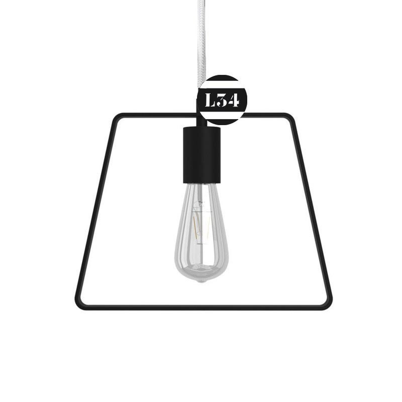 Trapèze de métal à suspendre comme luminaire Trapèze de métal à suspendre comme luminaire