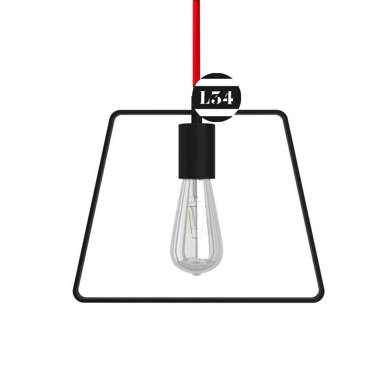 Trapèze de métal à suspendre comme luminaire Trapèze de métal à suspendre comme luminaire