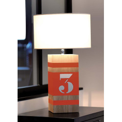 Lampe en chêne orange