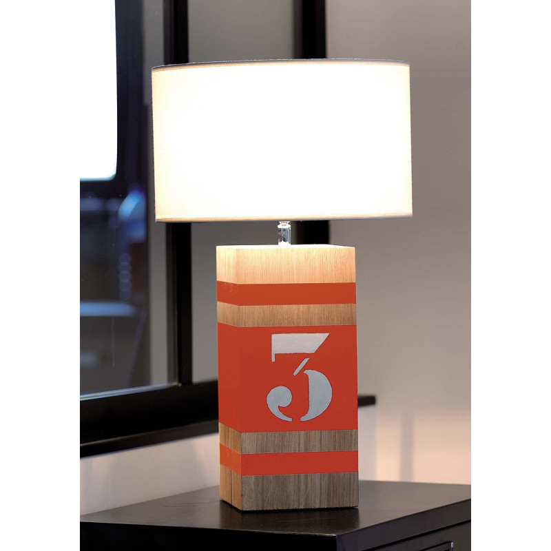 Lampe en chêne orange Lampe en chêne orange